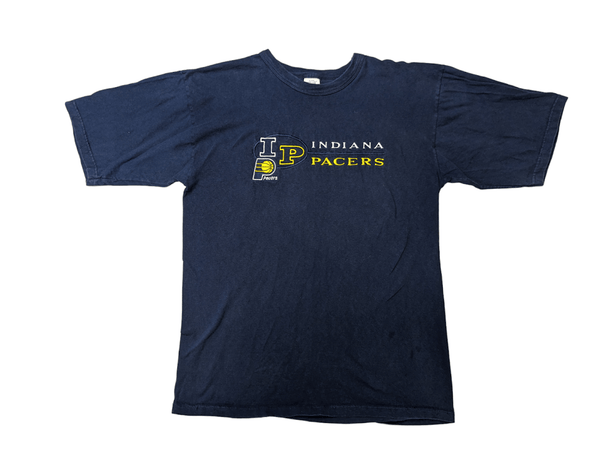 Indiana Pacers Embroidered Logo 7 T-Shirt (L) - Maxi's Sports Vintage